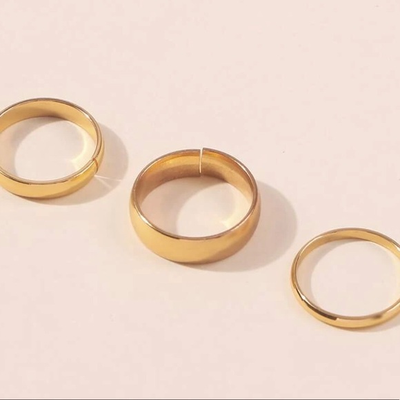 Gold Tone Simple Ring Set - Picture 2 of 3